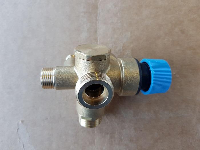 Gruppo collettore entrata fredda originale Immergas 3018342-3.018342