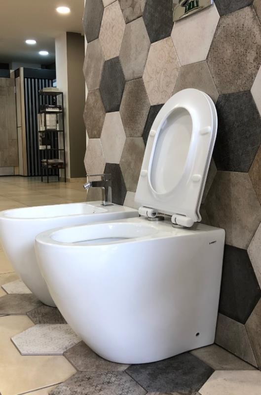 Set sanitari bagno filo muro a terra | Bianco