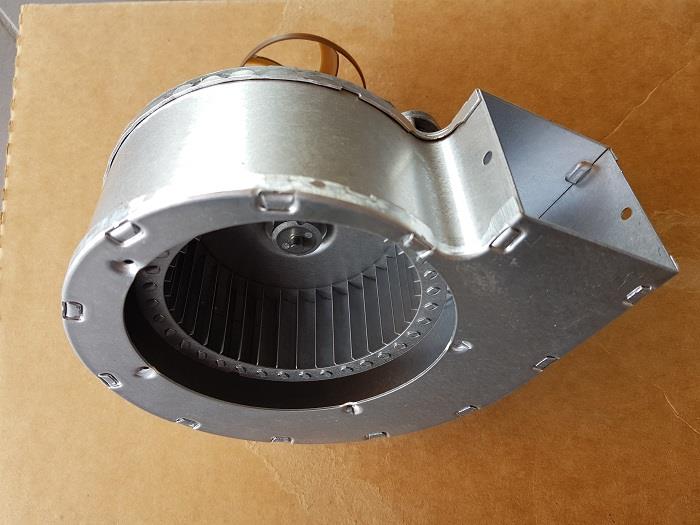 Ventilatore estrattore 1V 61W 230/240V per caldaia Baxi Eco 20 FI cod.005632530 