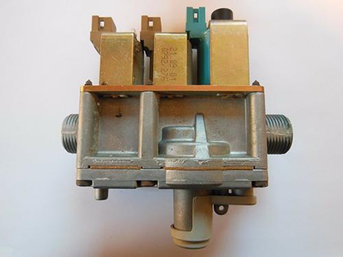 Gruppo gas Egalis mod. standard 8747003381 ricambio originale Junkers