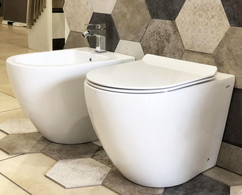 Set sanitari bagno filo muro a terra | Bianco | Versione Quadrata