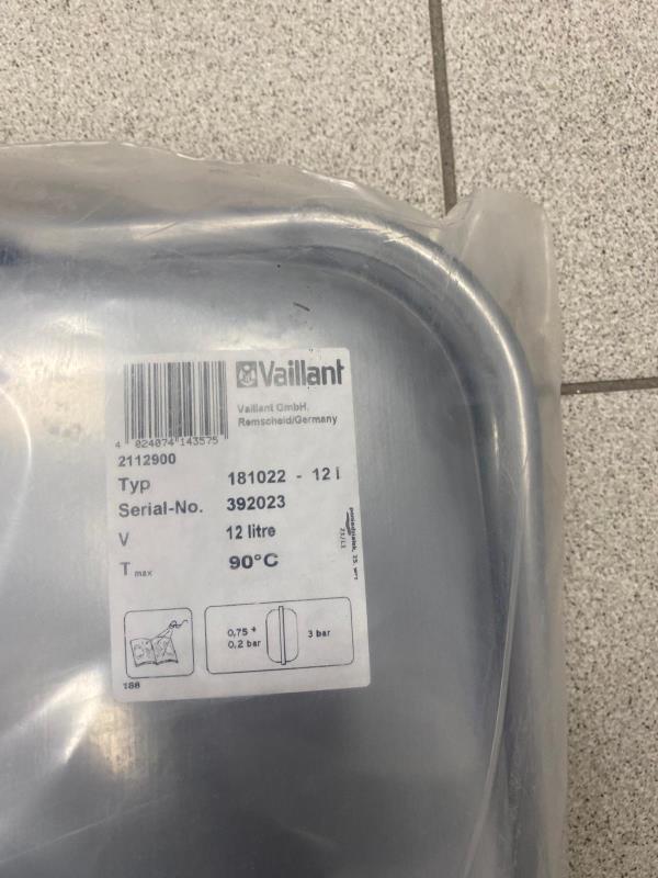 Vaso espansione 12 lt 181022 ricambio originale Vaillant