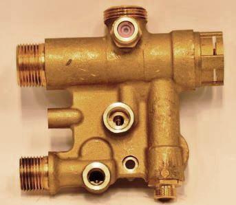 Gruppo valvola 3 vie con raccordo valvola non ritorno 711605800 originale Baxi