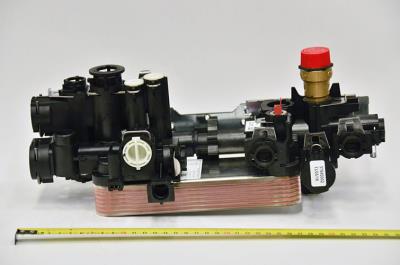 Gruppo IDR.20/24KW IT 8lt 710676400 ricambio originale Baxi