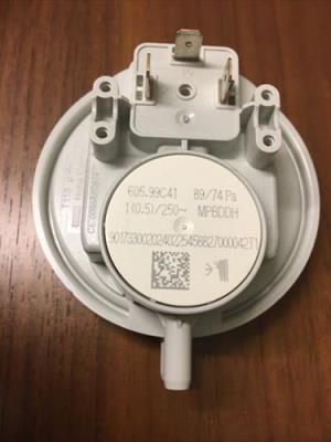 Pressostato kit aria 0020248904 ricambio originale Vaillant