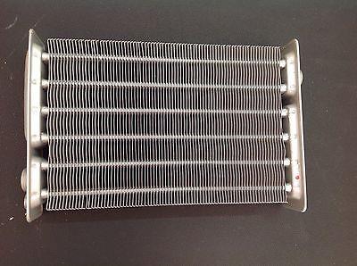 Scambiatore primario 24W R10024578 4365508 ricambio originale Beretta Riello